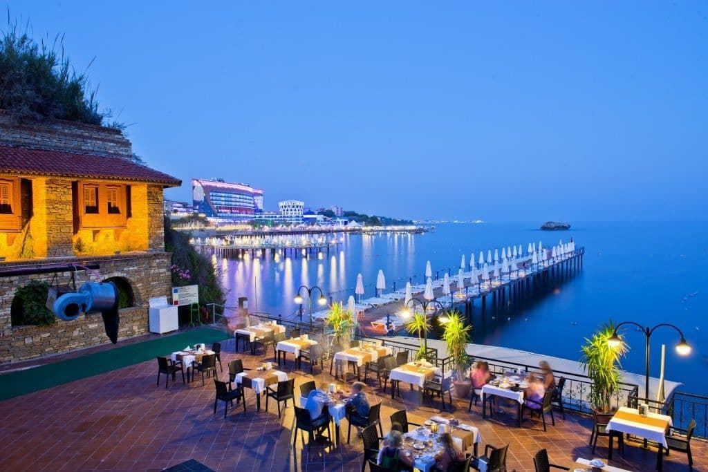 Q Aventura Park Restaurant