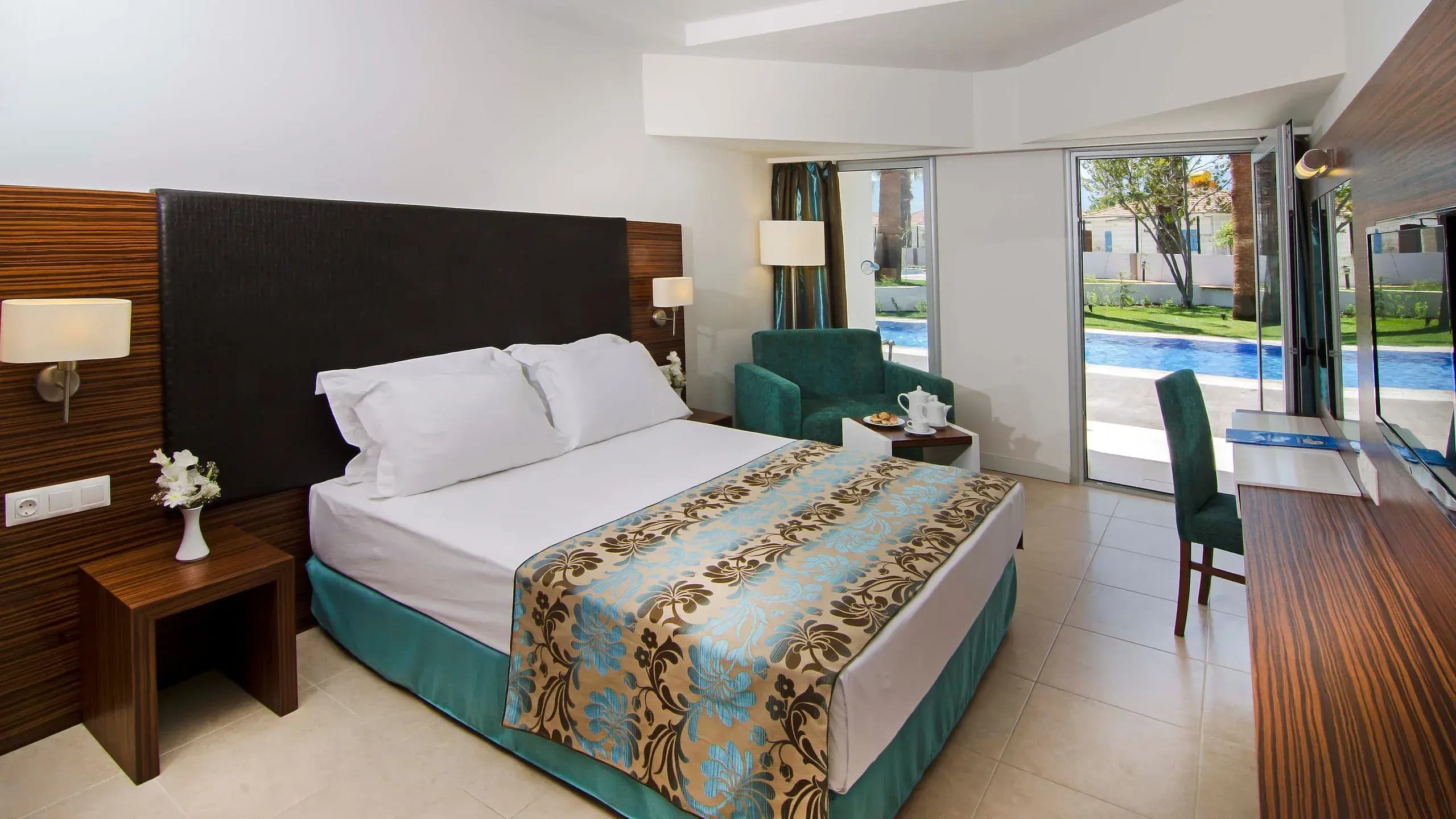 Palm Wings Beach Resort & Spa Kusadasi Odalar