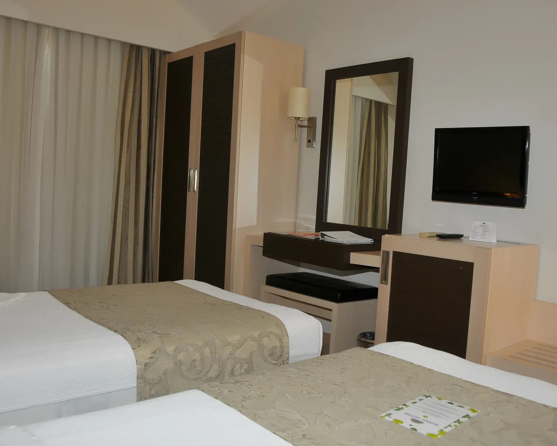 Golden Lotus Hotel Odalar