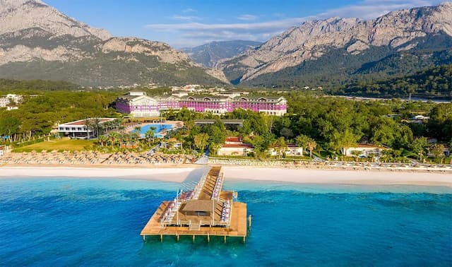 FashionTV Luxe Resort