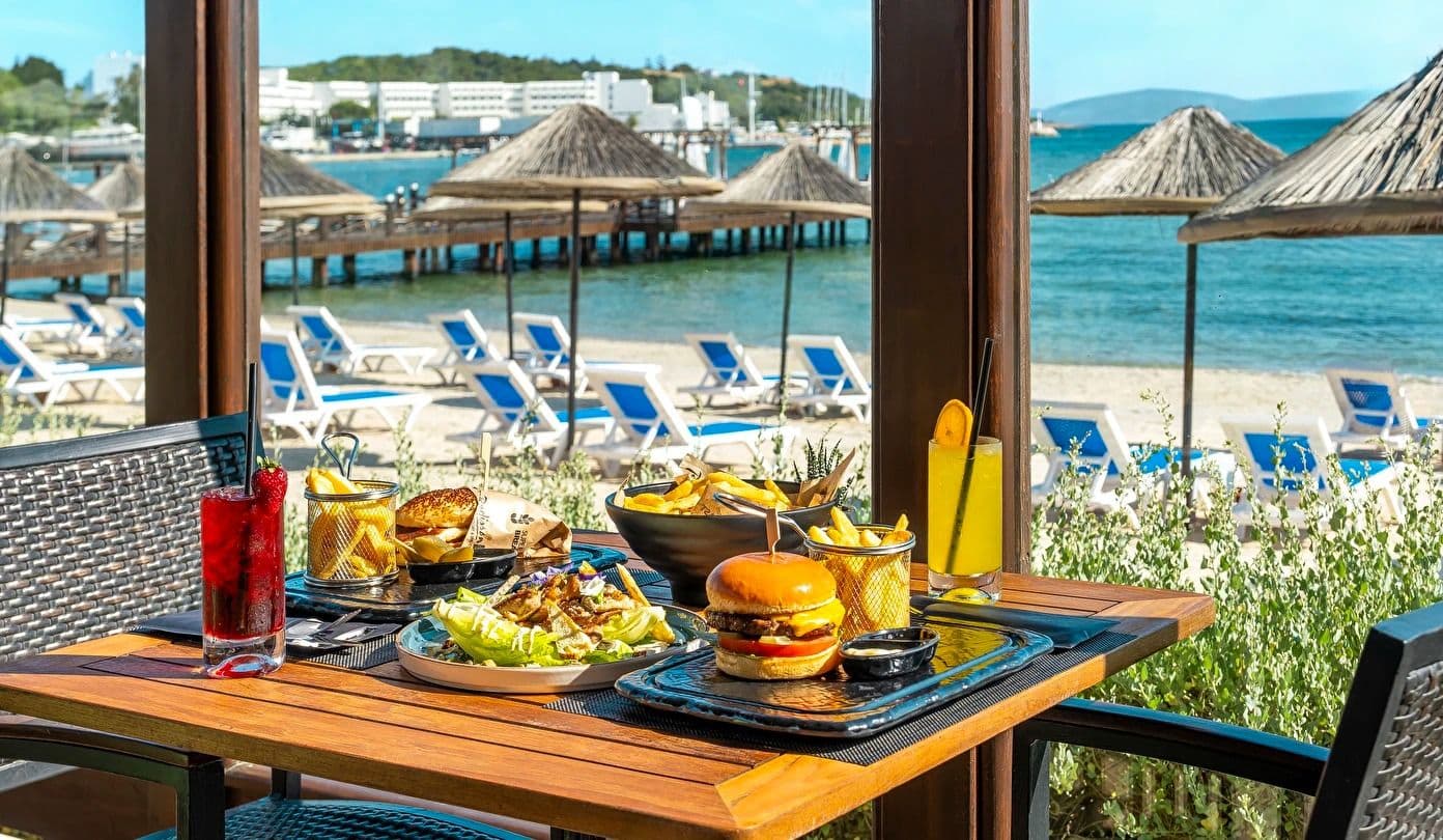 Radisson Blu Resort & Spa, Cesme Restaurant