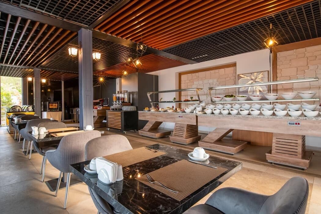 Ramada by Wyndham Fethiye Ölüdeniz (+16) Restaurant