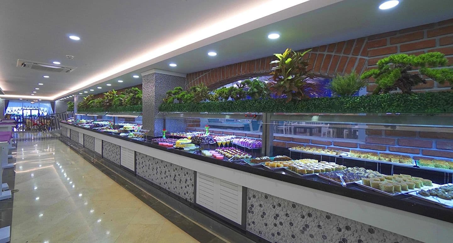 Dream World Palace Restaurant