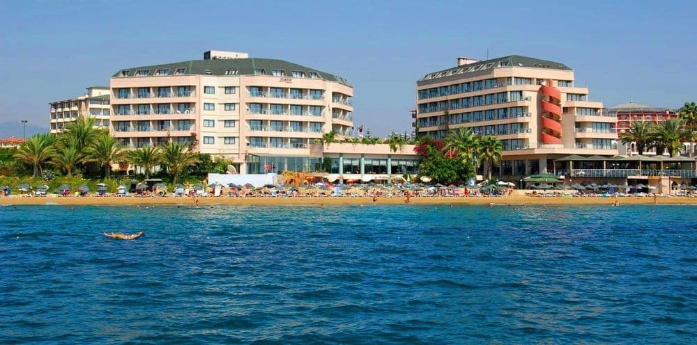 Aska Just In Beach Tüm Fotoğraflar