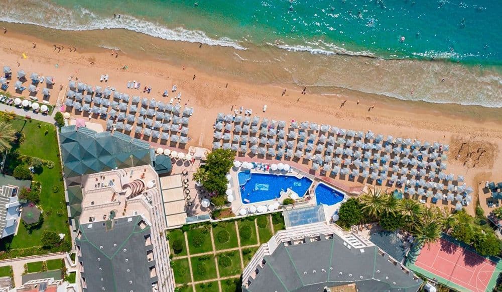 Aska Just In Beach Tüm Fotoğraflar