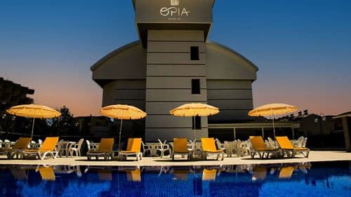 Opia Hotel