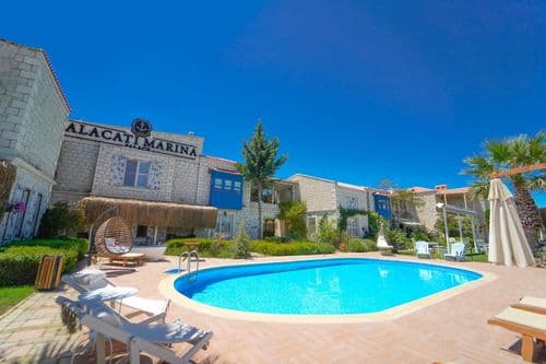 Alaçatı Marina Palace Butik Otel